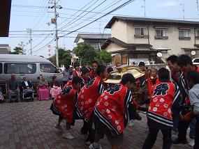 2011mikoshi2.jpg